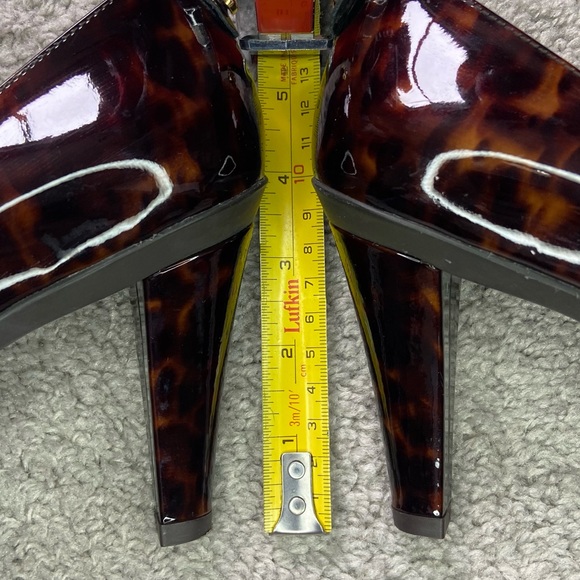 Stuart Weitzman Tiger Eye/Animal Print Heels Size 8.5 - Picture 7 of 8